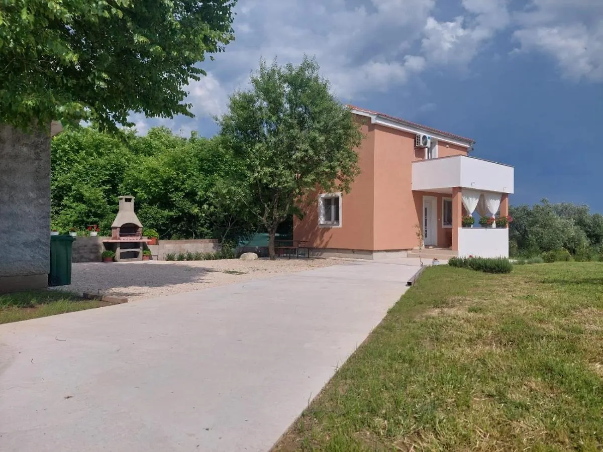 Holiday Home Nora Zadar