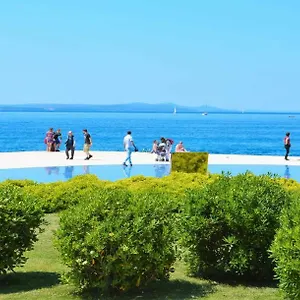 Apartment & Room'S Anni Zadar